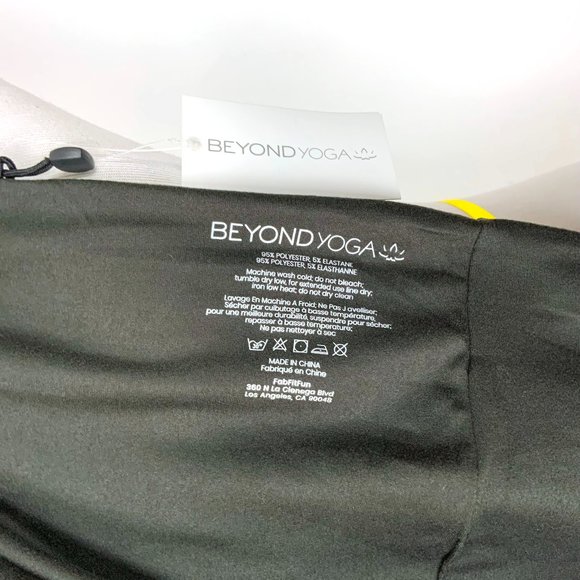 Beyond Yoga Brown Hidden Pocket Infinity Scarf New - Picture 15 of 16